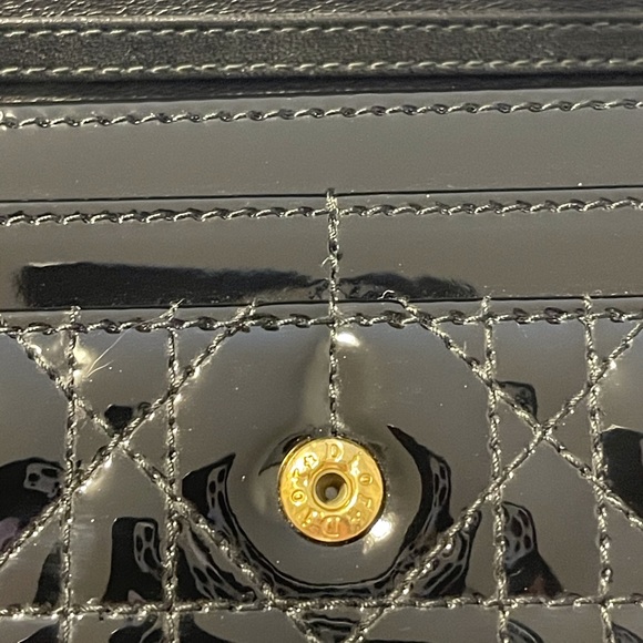 SOLD Christian Dior - Patent Lady Dior with chain auth - Picture 10 of 10
